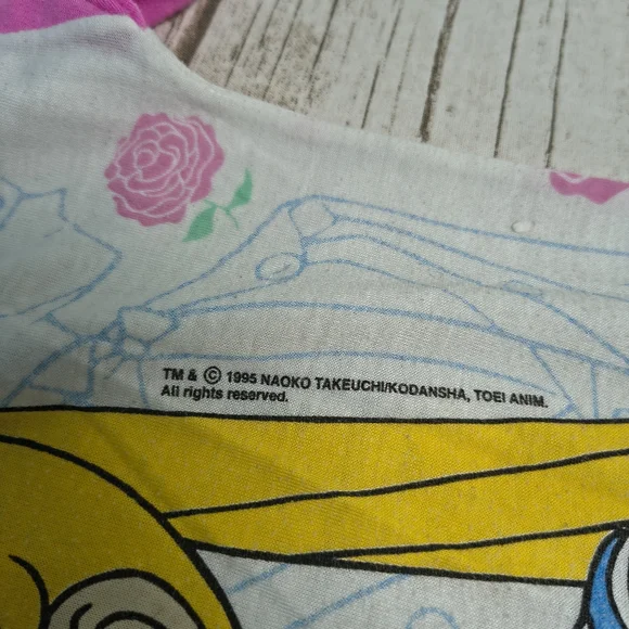 Sailor Moon Vintage Girls Night Dress - Picture 2 of 6